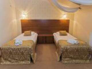 Отели типа «постель и завтрак» Villa Anna Тарнобжег Стандартный двухместный номер с 1 кроватью или 2 отдельными кроватями-1